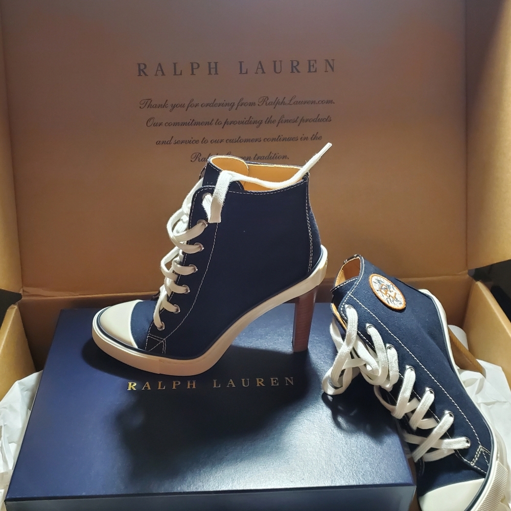 Brand new Ralph Lauren Raelynn Boots - Picture 7 of 9